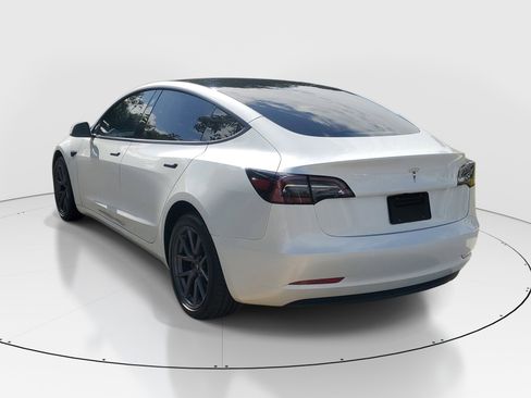 Used 2023 Tesla Model 3 Standard Range RWD image 5