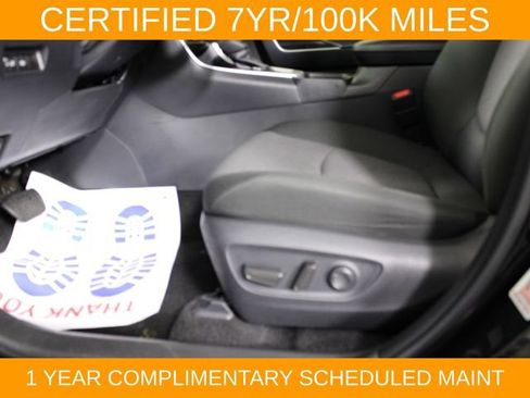 Used 2025 Toyota RAV4 XLE AWD/4WD image 24