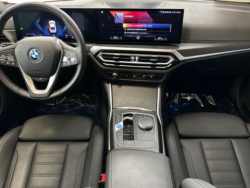 Certified 2023 BMW i4 eDrive35 image 27