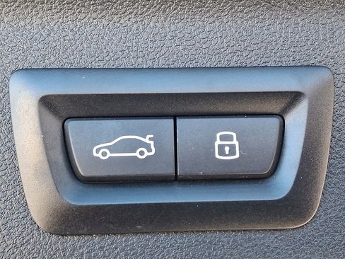 Used 2024 BMW X3 xDrive30i w/ M Sport Package image 30