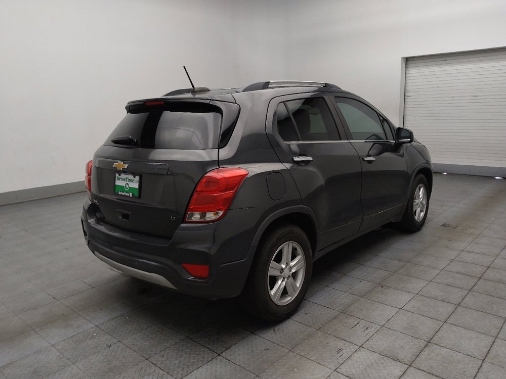 Used 2018 Chevrolet Trax LT w/ LT Convenience Package FWD image 9