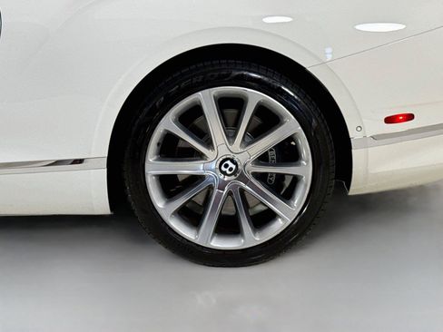Used 2022 Bentley Continental GT AWD/4WD image 38