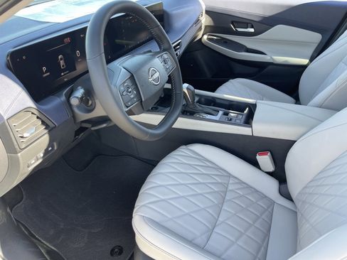 New 2026 Nissan Sentra SL w/ Floor Mat Package FWD image 19