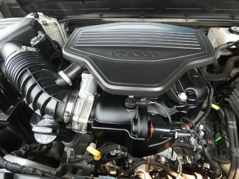 Certified 2023 GMC Acadia AT4 w/ Technology Package AWD/4WD image 19