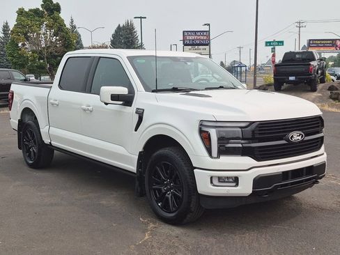 Used 2025 Ford F150 Platinum AWD/4WD image 7