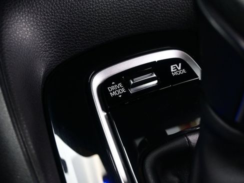 Used 2024 Toyota Corolla SE FWD image 21
