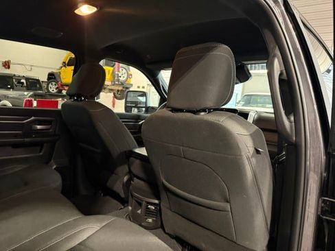 Certified 2025 RAM 2500 Big Horn AWD/4WD image 15