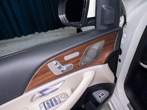 New 2026 Mercedes-Benz GLE 450 4MATIC image 11