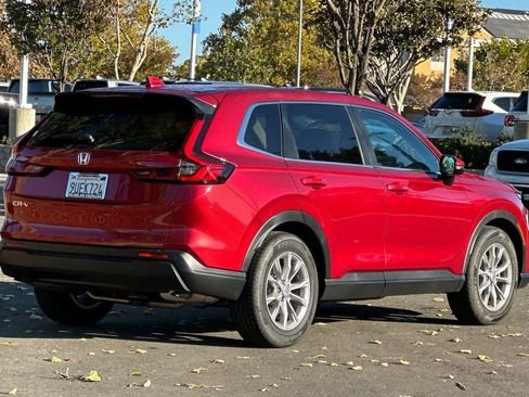 Used 2025 Honda CR-V EX-L image 4