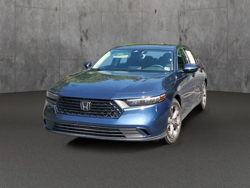 Used 2024 Honda Accord EX image 3
