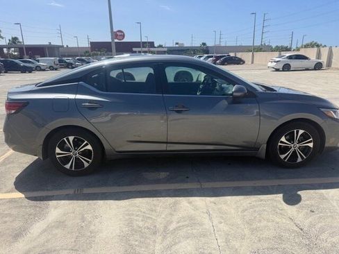 Used 2023 Nissan Sentra SV image 4
