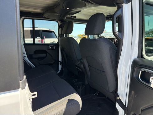 Used 2024 Jeep Wrangler Unlimited Sport AWD/4WD image 19
