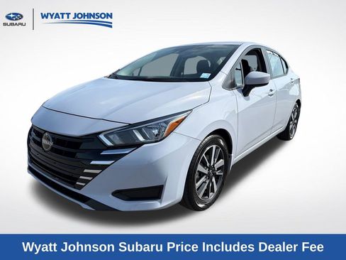 Used 2024 Nissan Versa SV w/ Trunk Package FWD image 1