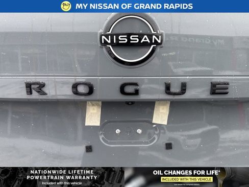 New 2026 Nissan Rogue SV image 9