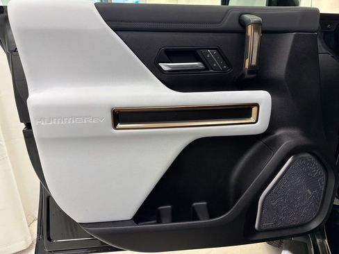New 2025 GMC Hummer EV 3X image 16