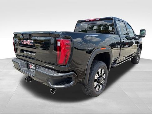 New 2026 GMC Sierra 2500 Denali w/ Denali Reserve Package AWD/4WD image 7