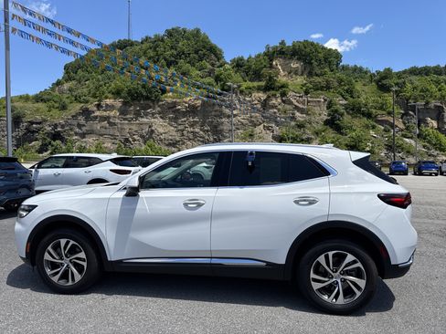 Used 2023 Buick Envision Essence AWD/4WD image 9