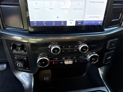 Used 2022 Ford F150 XLT w/ Equipment Group 302A High image 30