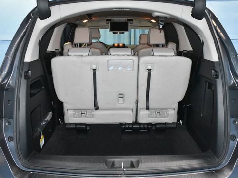 Used 2025 Honda Odyssey Touring image 35
