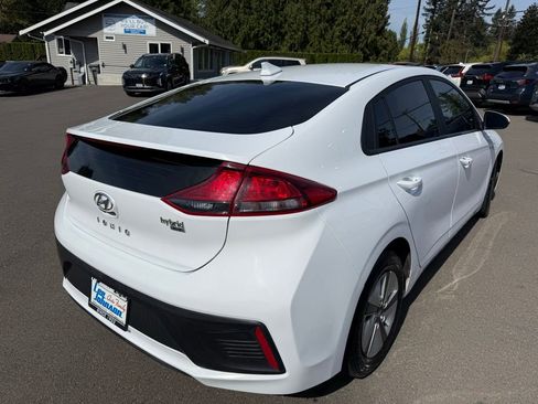 Used 2022 Hyundai Ioniq Blue FWD image 4