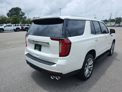 Certified 2023 GMC Yukon Denali AWD/4WD image 3