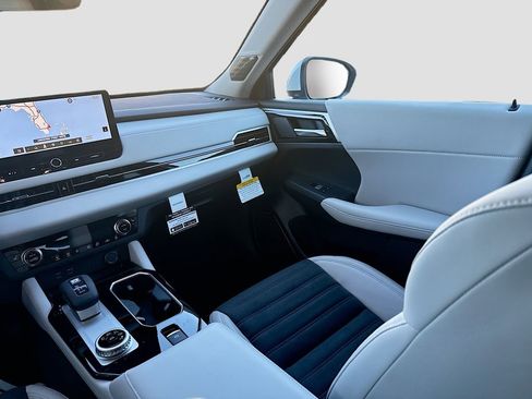 New 2026 Mitsubishi Outlander SE image 25