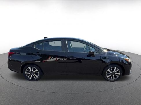 Used 2025 Nissan Versa SV FWD image 16