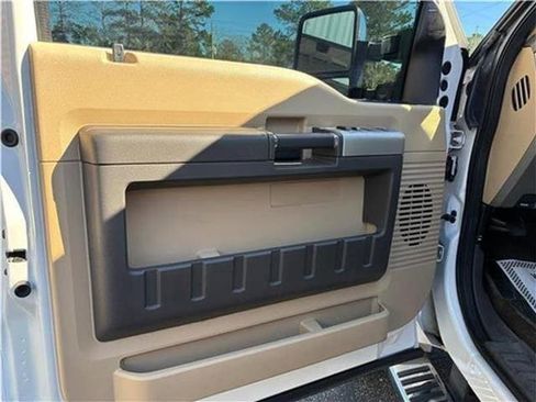 Used 2016 Ford F450 Lariat w/ Lariat Ultimate Package AWD/4WD image 39