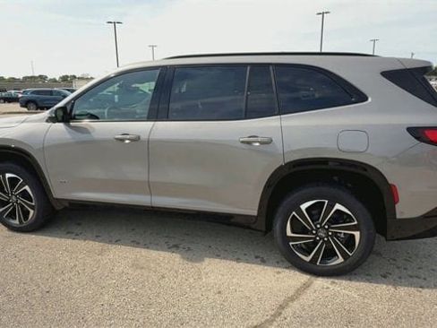 New 2026 Buick Enclave Sport Touring w/ Super Cruise Package image 39