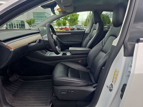 Used 2023 Tesla Model Y Long Range AWD/4WD image 14