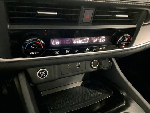 Certified 2023 Nissan Rogue SV AWD/4WD image 25