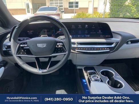Used 2025 Cadillac Lyriq Sport w/ LPO, Floor Liner Package AWD/4WD image 3