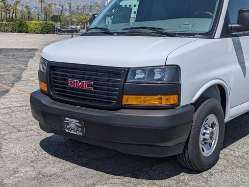 New 2026 GMC Savana 2500 w/ Driver Convenience Package image 16
