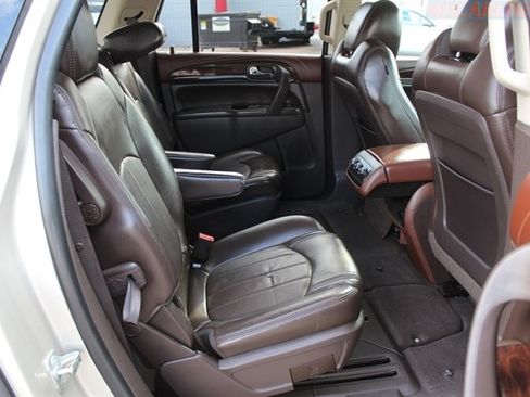 Used 2014 Buick Enclave Leather w/ Trailering Provision Package FWD image 30