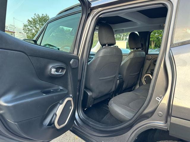 Used 2016 Jeep Renegade 75th Anniversary AWD/4WD image 13