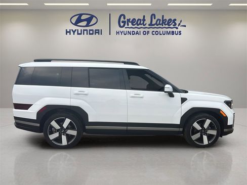 Used 2024 Hyundai Santa Fe Limited image 6