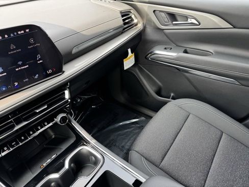 New 2026 Chevrolet Traverse LT w/ Driver Confidence Package image 18