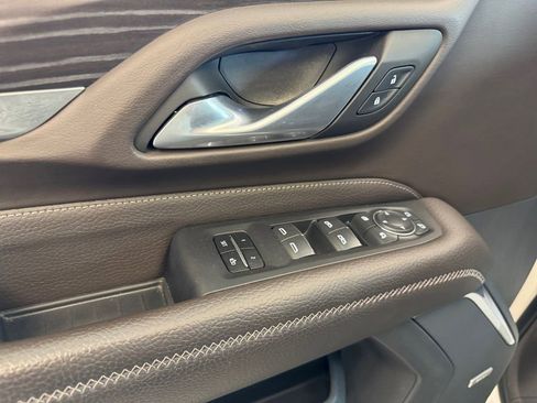Used 2022 GMC Yukon Denali AWD/4WD image 11