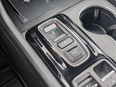 Used 2025 Honda Pilot Black Edition image 30