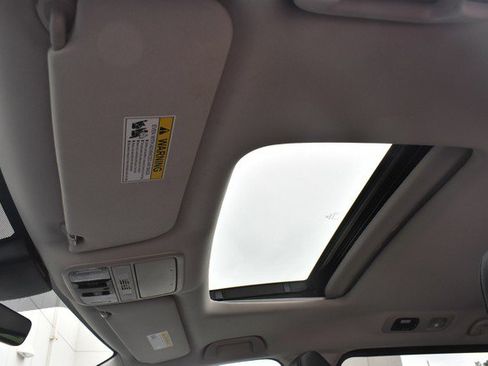 Used 2025 Honda Odyssey EX-L image 19
