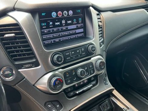 Used 2020 Chevrolet Tahoe Premier AWD/4WD image 18