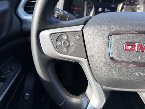 Used 2023 GMC Acadia SLT AWD/4WD image 19