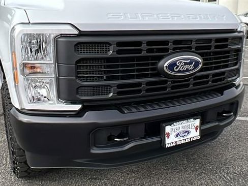 New 2026 Ford F250 XL w/ XL Off-Road Package AWD/4WD image 11