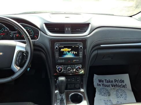 Used 2016 Chevrolet Traverse LT image 13