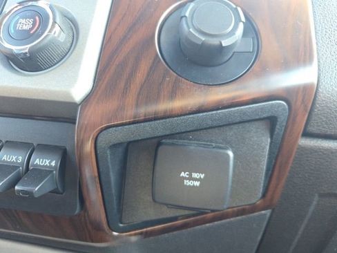 Used 2015 Ford F350 Lariat AWD/4WD image 34