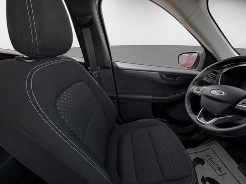 Certified 2025 Ford Escape Active w/ Cold Weather Package AWD/4WD image 23