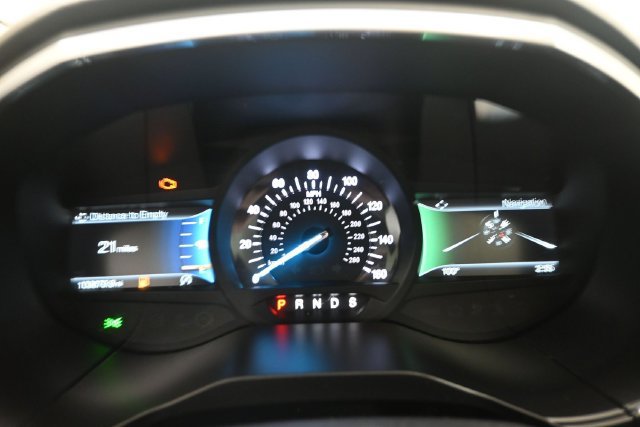 Used 2019 Ford Edge Titanium w/ Equipment Group 301A AWD/4WD image 29
