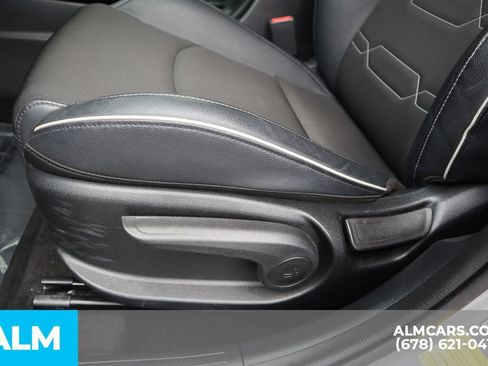 Used 2023 Kia Forte GT-Line FWD image 12