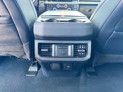 Used 2023 Ford F250 Platinum AWD/4WD image 18