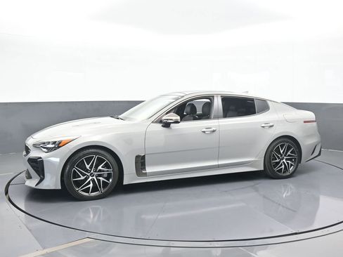 Used 2022 Kia Stinger GT-Line w/ Sun & Sound Package image 2